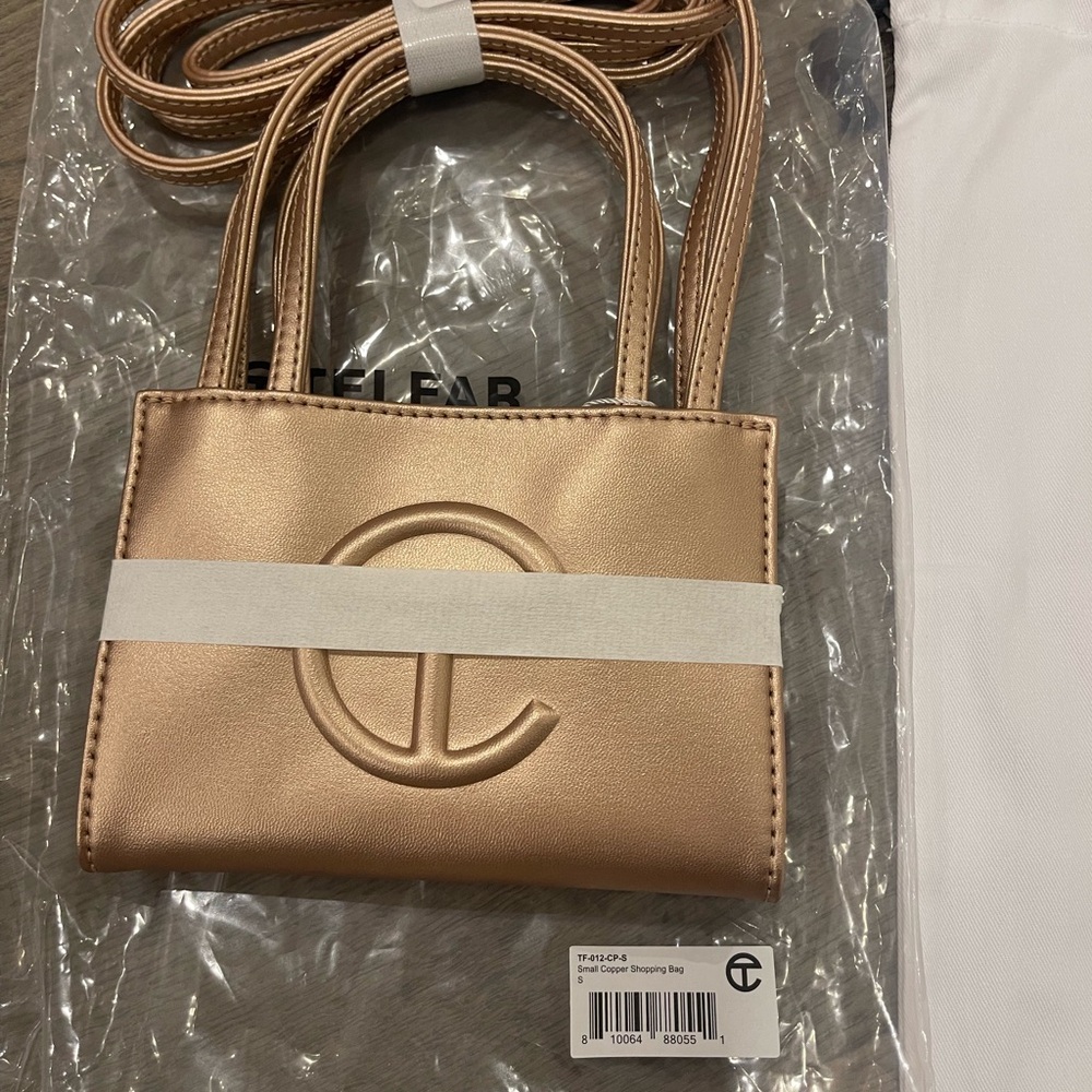NWT Telfar Mini Bag in Shimmering Rose Gold - Picture 5 of 7